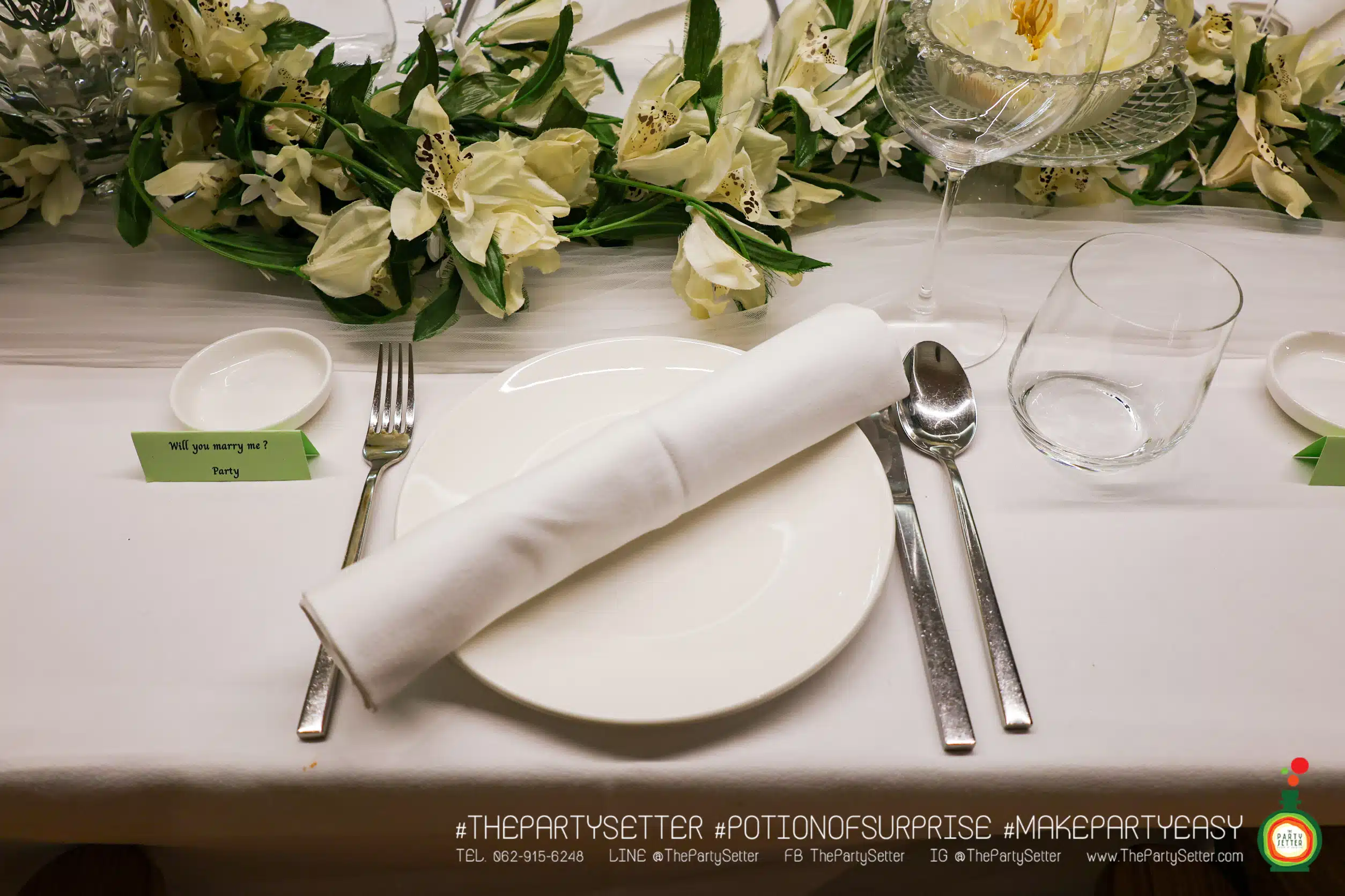 TPS Gallery Theme white and gold 2