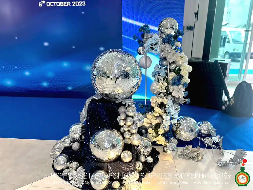 the party setter theme blue bubble 10