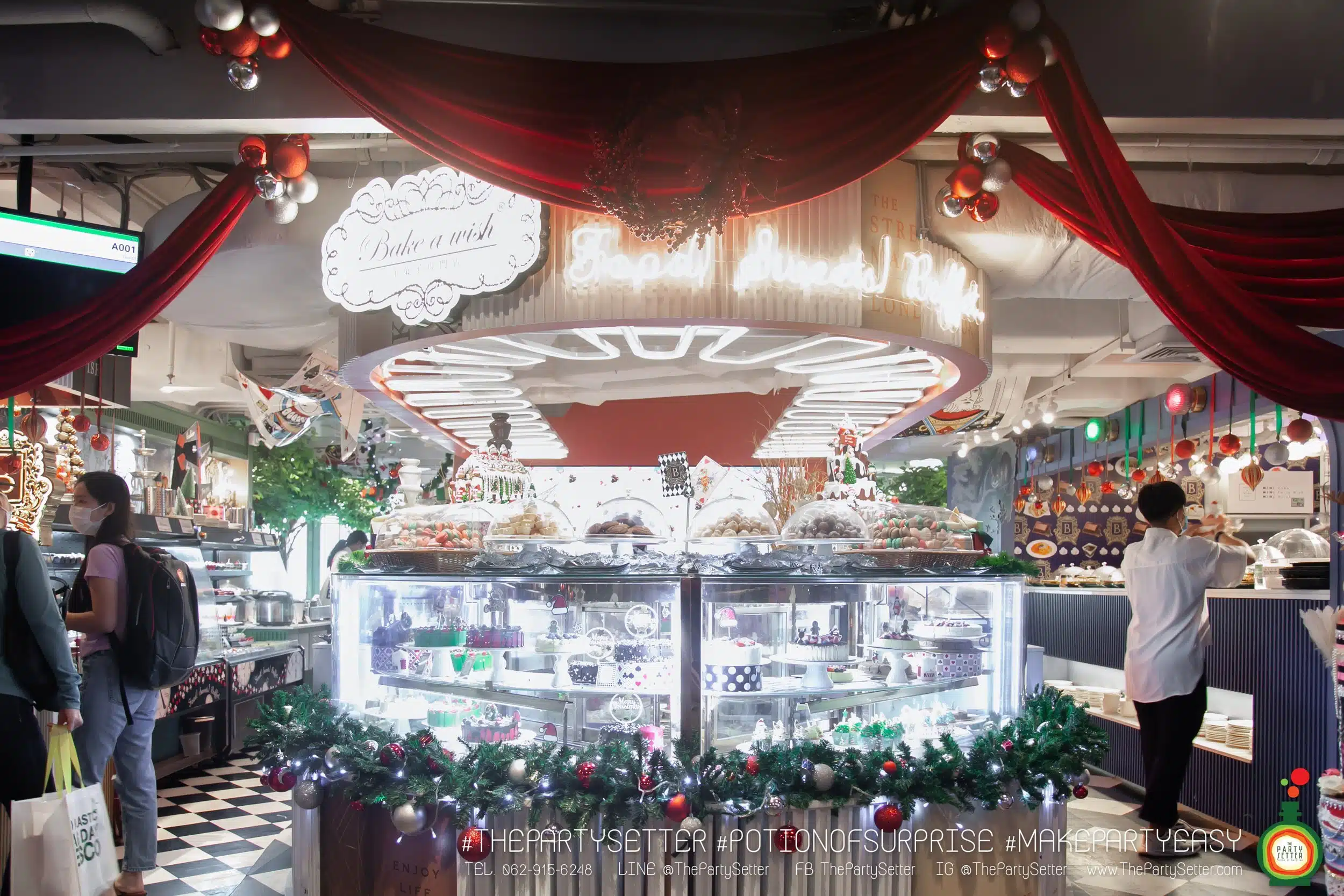 the party setter theme christmas deep forest 9