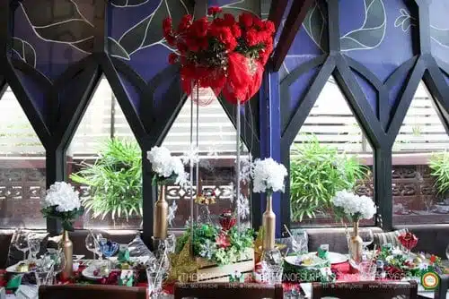 the party setter theme christmas red green 13 1