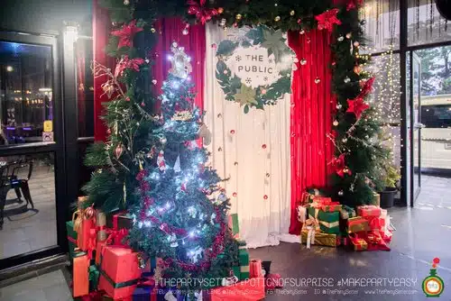 the party setter theme christmas red green 6