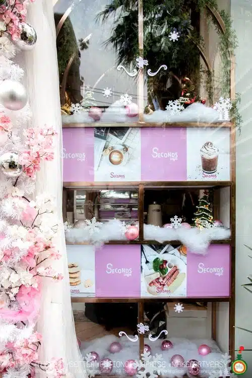 the party setter theme christmas white pink10