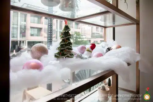the party setter theme christmas white pink4