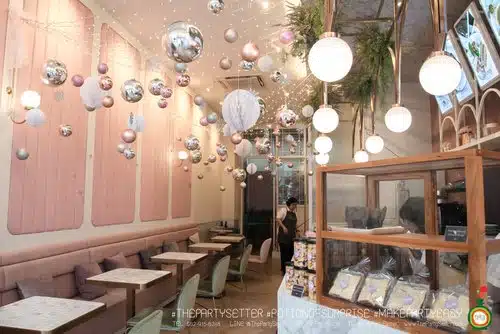 the party setter theme christmas white pink6