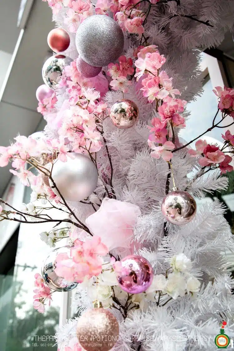 the party setter theme christmas white pink9