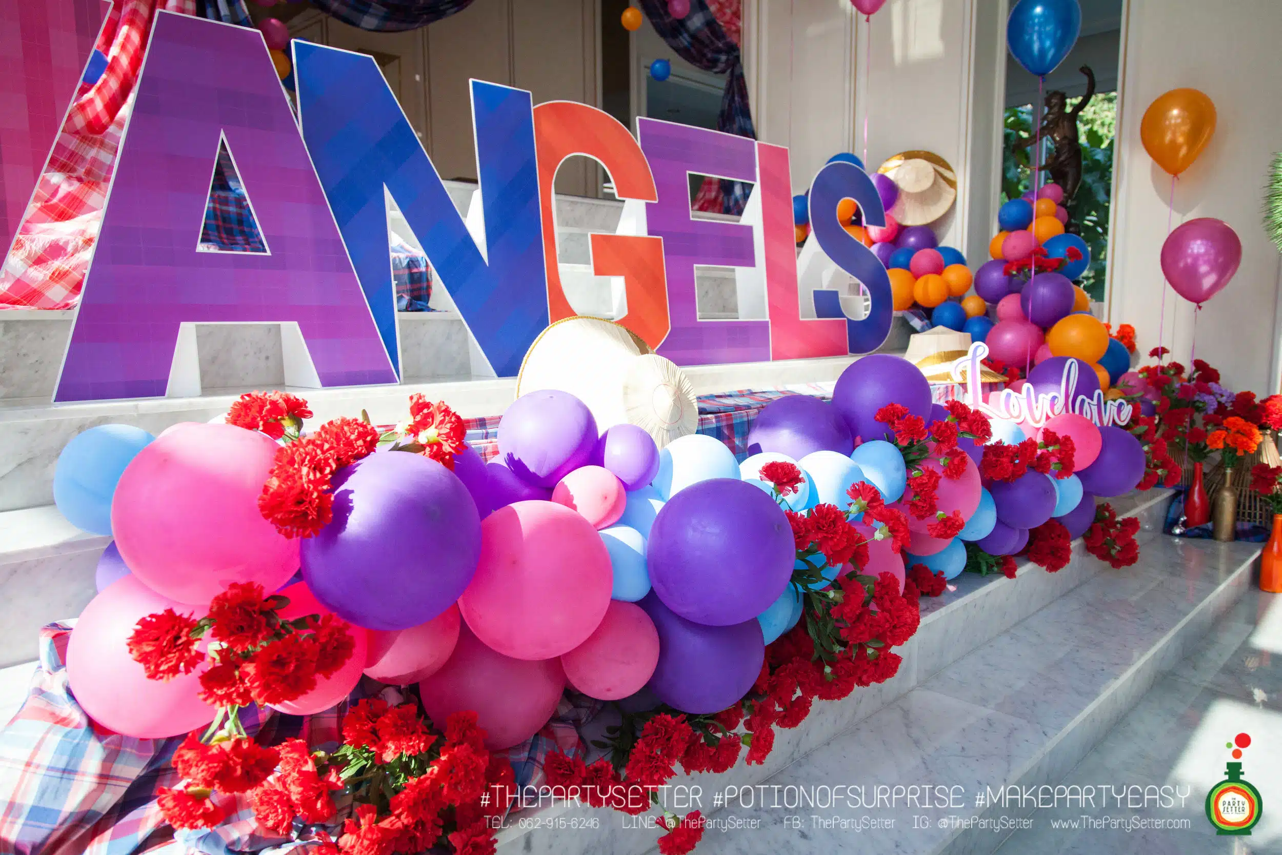 the party setter theme isan odern 7