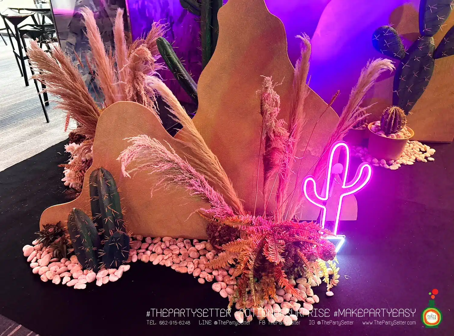 the party setter theme desert fantasy 12