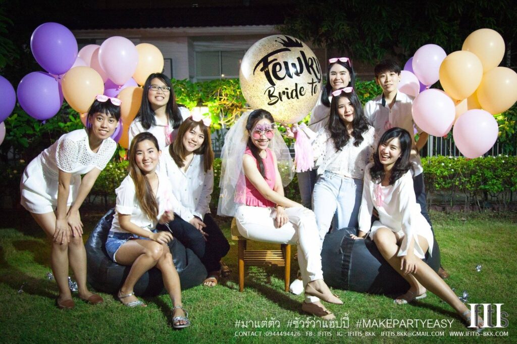 รับจัดปาร์ตี้งานเลี้ยงครอบครัว